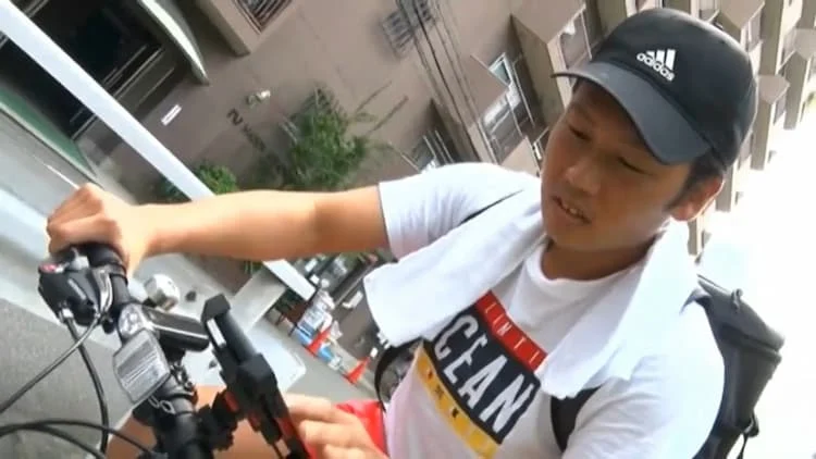 KOTUBE 84787.mp4 snapshot 00.39.205